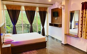 Carmel Home Stay